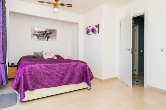 4 chambre Maison de Ville à vendre à Calahonda, Mijas avec piscine garage - 495 000 € (Ref: 9317045)