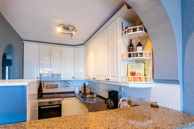 4 chambre Maison de Ville à vendre à Calahonda, Mijas avec piscine garage - 495 000 € (Ref: 9317045)