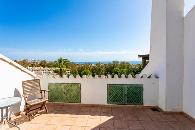 4 chambre Maison de Ville à vendre à Calahonda, Mijas avec piscine garage - 495 000 € (Ref: 9317045)