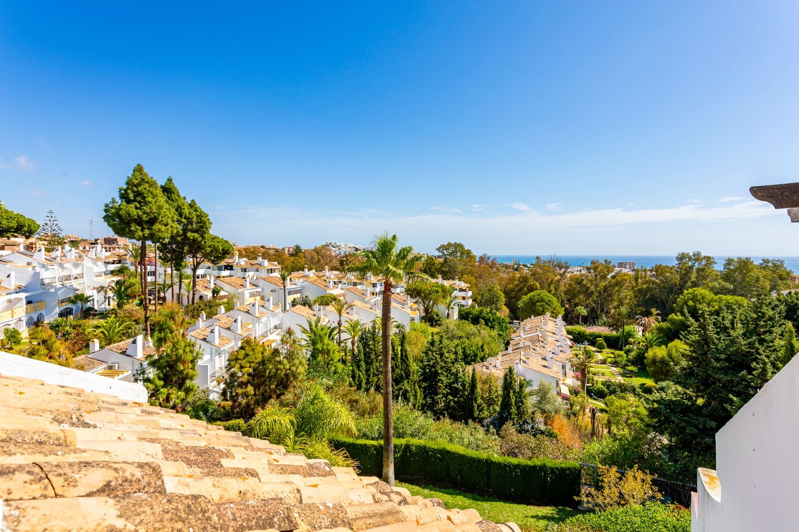 4 chambre Maison de Ville à vendre à Calahonda avec piscine garage - 495 000 € (Ref: 9317045)