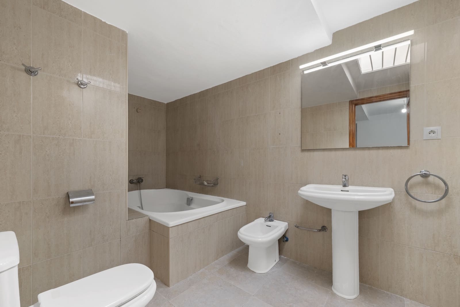 4 sovrum Villa till salu i Mijas Costa med pool garage - 965 000 € (Ref: 9334256)