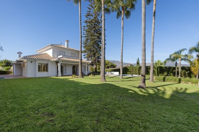 4 soverom Villa til salgs i Mijas Costa, Mijas med svømmebasseng garasje - € 895 000 (Ref: 9334256)