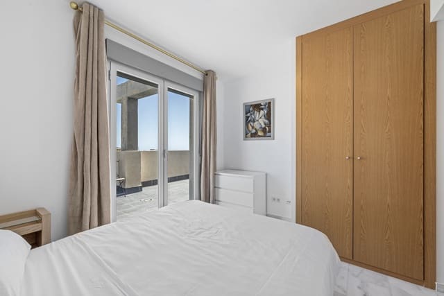 2 bedroom Penthouse for sale in Riviera del Sol, Mijas with pool garage - € 375,000 (Ref: 9337339)