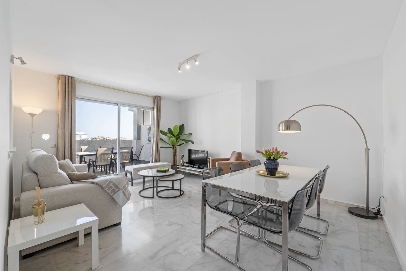 2 Zimmer Penthouse zu verkaufen in Riviera del Sol mit Pool Garage - 375.000 € (Ref: 9337339)