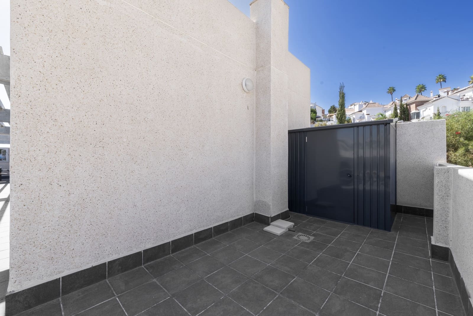 2 Zimmer Penthouse zu verkaufen in Riviera del Sol mit Pool Garage - 375.000 € (Ref: 9337339)