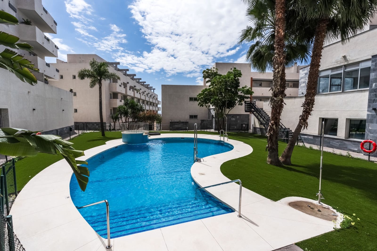 2 Zimmer Penthouse zu verkaufen in Riviera del Sol mit Pool Garage - 375.000 € (Ref: 9337339)
