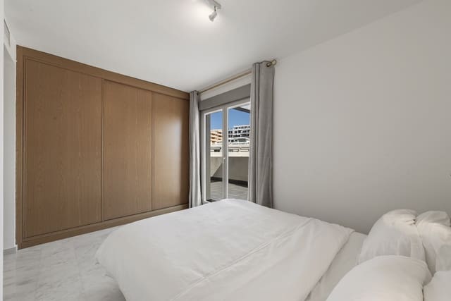 2 slaapkamer Penthouse te koop in Riviera del Sol, Mijas met zwembad garage - € 395.000 (Ref: 9337340)