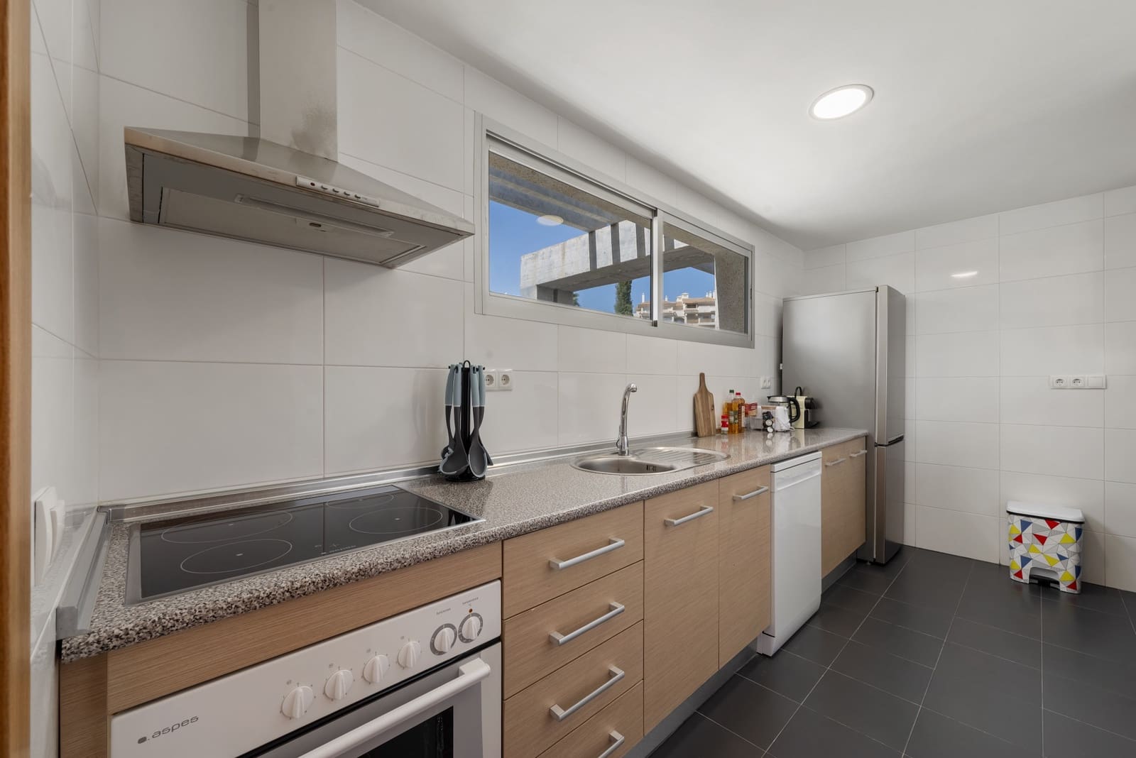 2 slaapkamer Penthouse te koop in Riviera del Sol met zwembad garage - € 395.000 (Ref: 9337340)