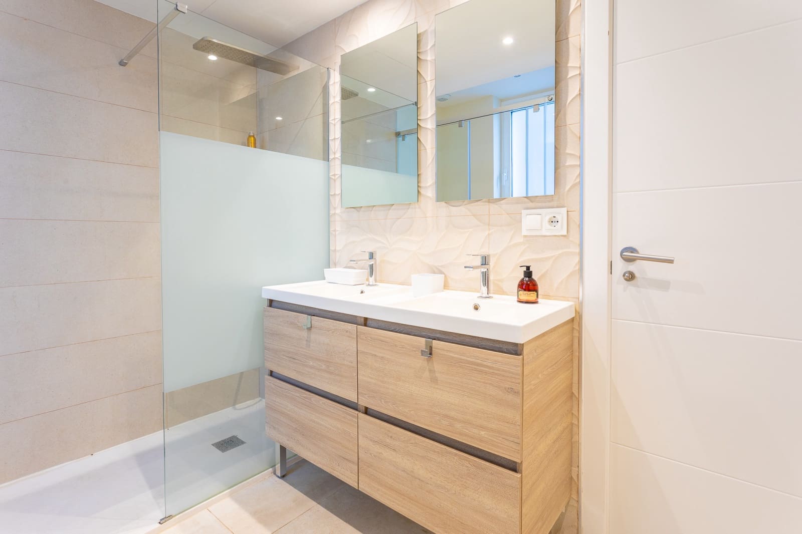 2 chambre Appartement à vendre à La Cala de Mijas avec piscine garage - 485 000 € (Ref: 9340405)