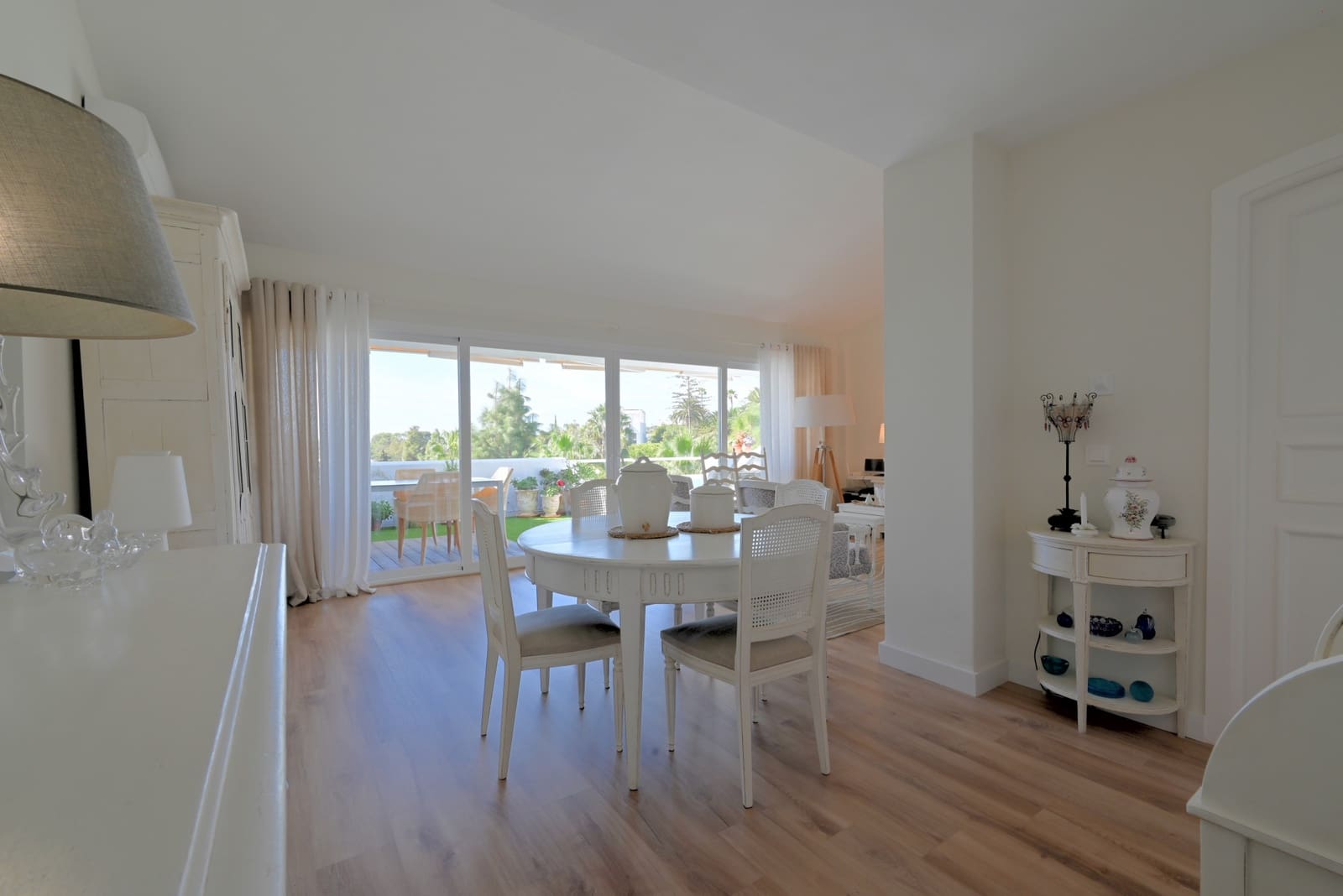 3 slaapkamer Penthouse te koop in Calahonda met zwembad - € 599.000 (Ref: 9340406)