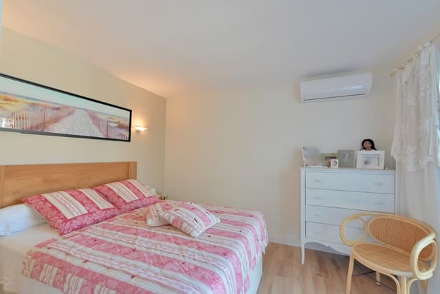 3 Zimmer Penthouse zu verkaufen in Calahonda, Mijas mit Pool - 599.000 € (Ref: 9340406)