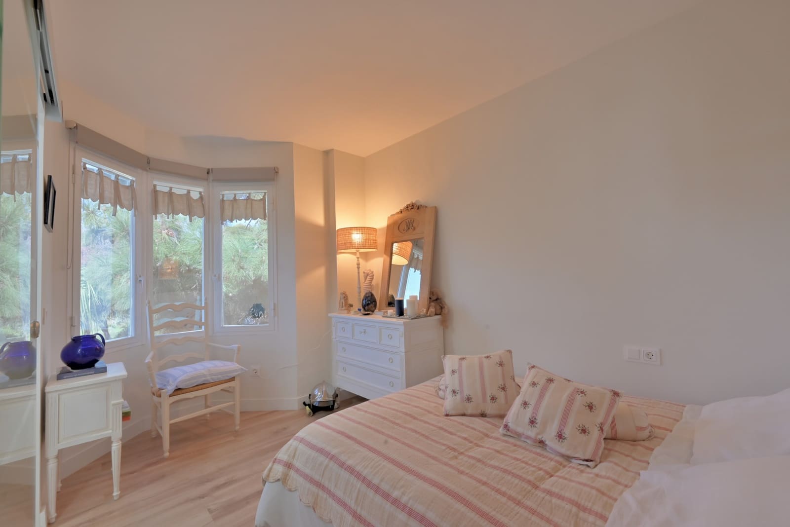 3 slaapkamer Penthouse te koop in Calahonda met zwembad - € 599.000 (Ref: 9340406)