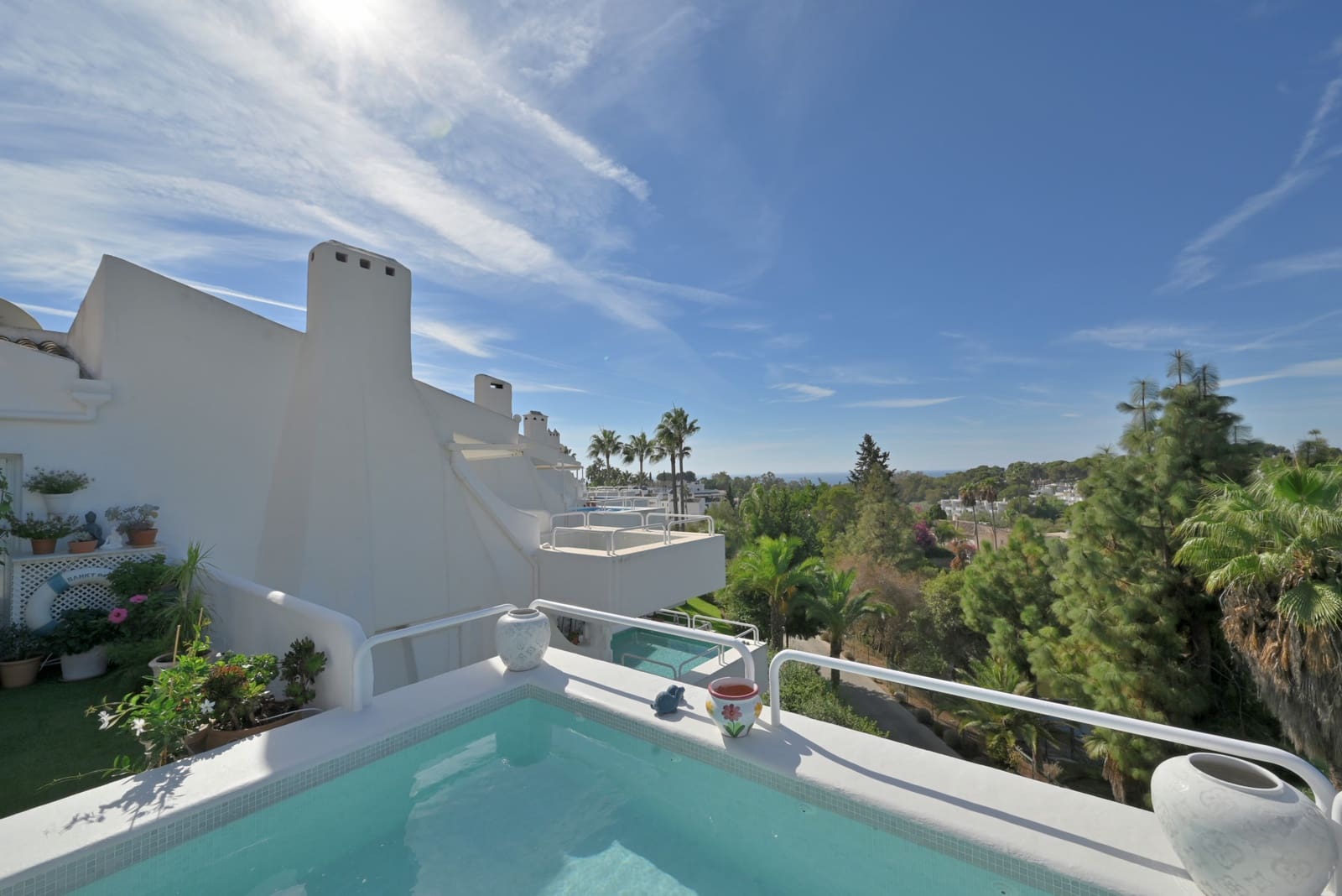 3 slaapkamer Penthouse te koop in Calahonda met zwembad - € 599.000 (Ref: 9340406)