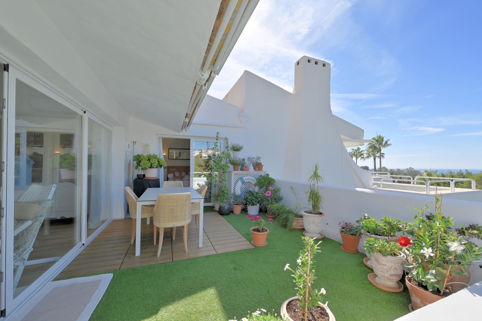 3 slaapkamer Penthouse te koop in Calahonda met zwembad - € 599.000 (Ref: 9340406)