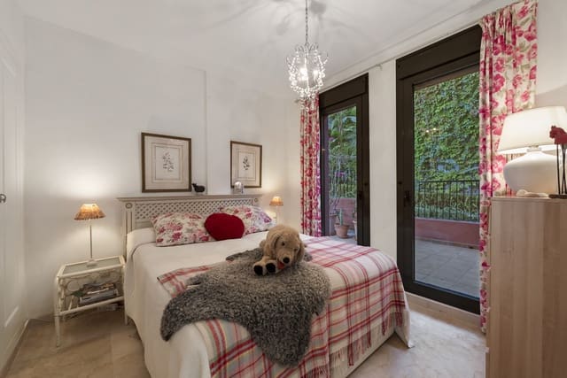 2 bedroom Apartment for sale in Calahonda, Mijas with pool garage - € 420,000 (Ref: 9340407)