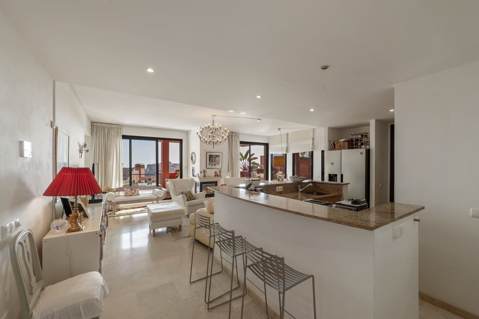 2 makuuhuone Huoneisto myytävänä paikassa Calahonda mukana uima-altaan 
autotalli - 420 000 € (Ref: 9340407)