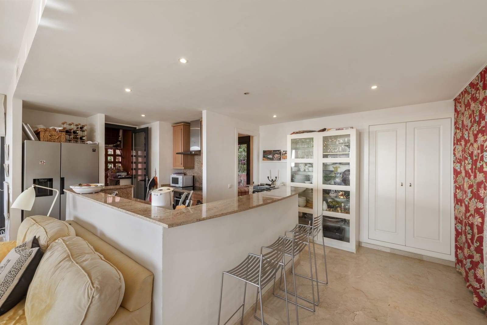 2 makuuhuone Huoneisto myytävänä paikassa Calahonda mukana uima-altaan 
autotalli - 420 000 € (Ref: 9340407)