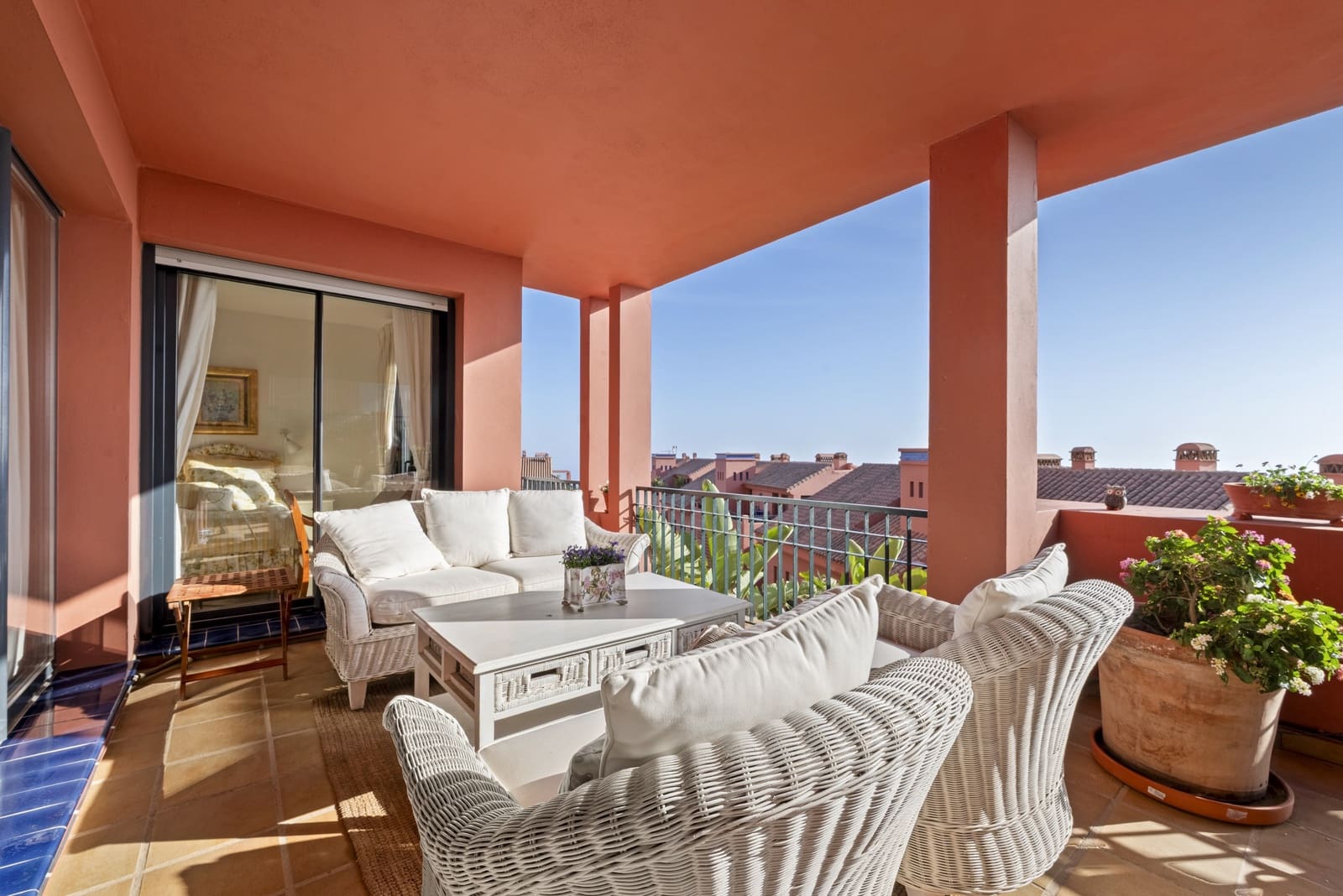 2 makuuhuone Huoneisto myytävänä paikassa Calahonda mukana uima-altaan 
autotalli - 420 000 € (Ref: 9340407)