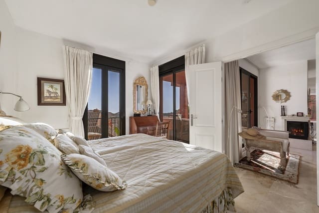 2 soverom Leilighet til salgs i Calahonda, Mijas med svømmebasseng garasje - € 399 000 (Ref: 9340407)