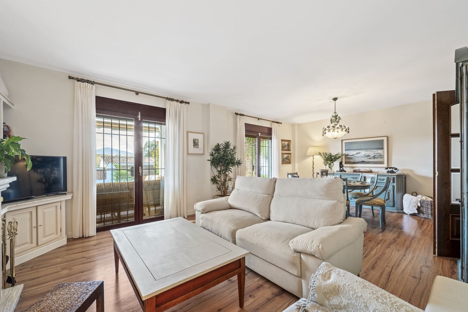 5 slaapkamer Villa te koop in Mijas Costa met zwembad garage - € 1.150.000 (Ref: 9357961)