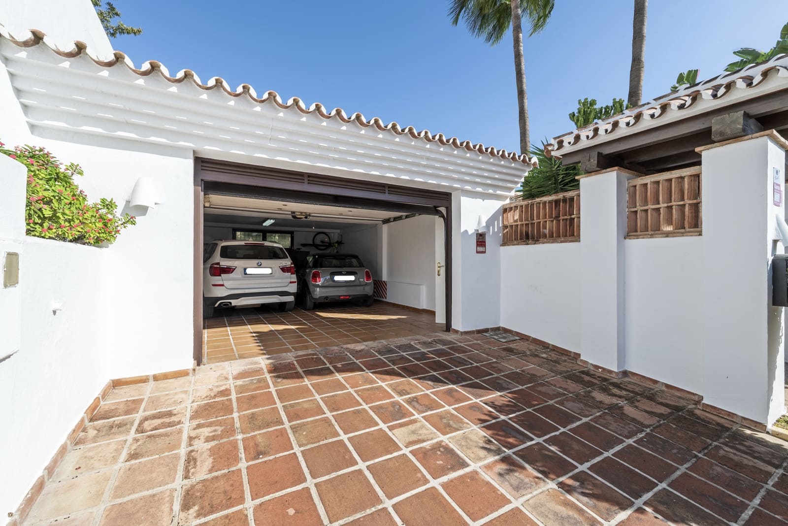 5 slaapkamer Villa te koop in Mijas Costa met zwembad garage - € 1.150.000 (Ref: 9357961)