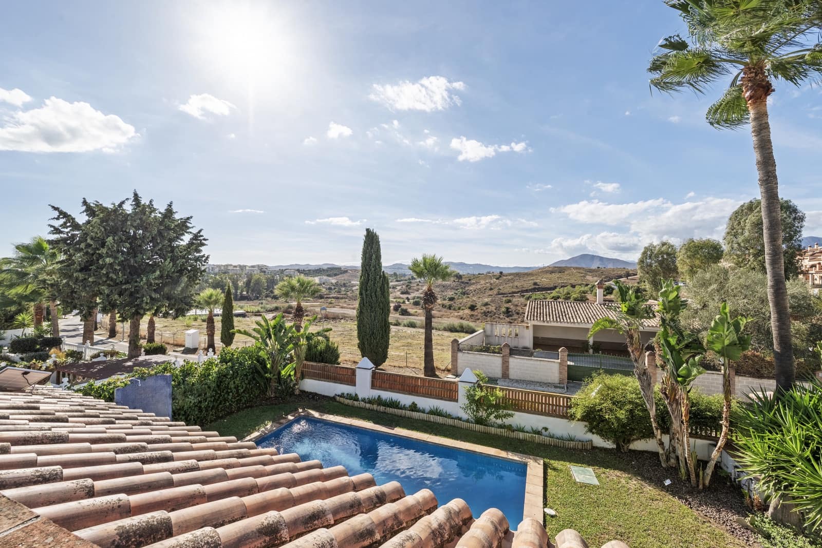 5 slaapkamer Villa te koop in Mijas Costa met zwembad garage - € 1.150.000 (Ref: 9357961)