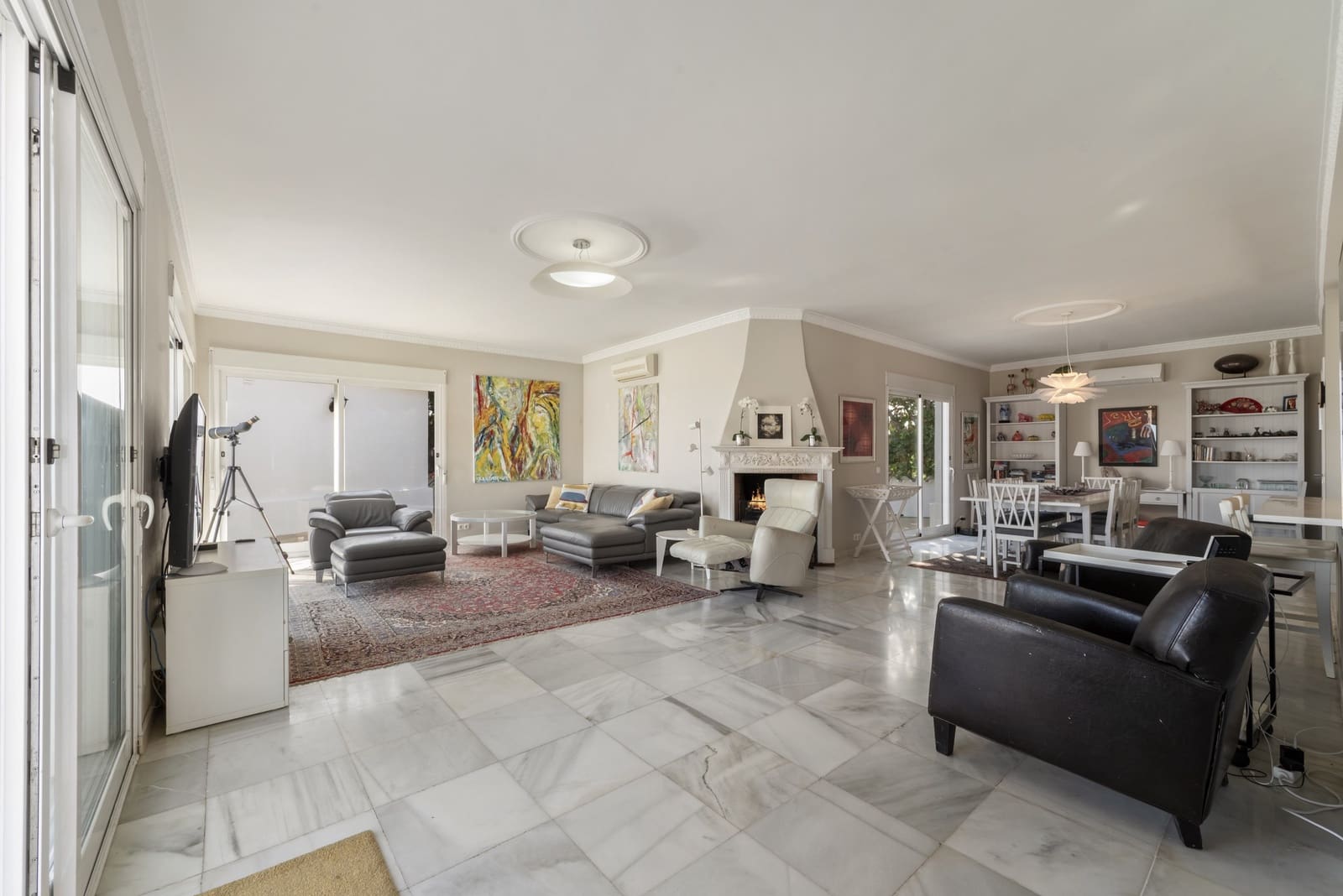 4 soverom Villa til salgs i Mijas Costa med svømmebasseng garasje - € 1 795 000 (Ref: 9357963)