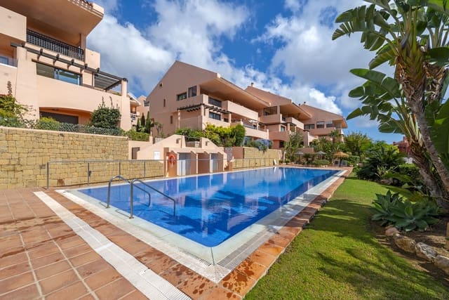 3 bedroom Penthouse for sale in Calahonda, Mijas with pool garage - € 595,000 (Ref: 9357964)
