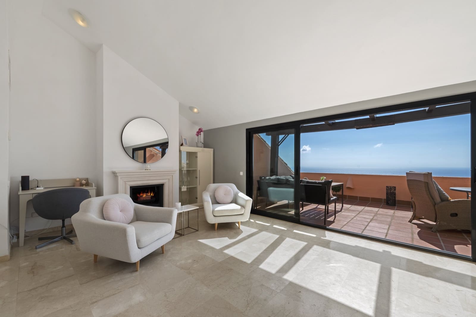 3 slaapkamer Penthouse te koop in Calahonda met zwembad garage - € 575.000 (Ref: 9357964)
