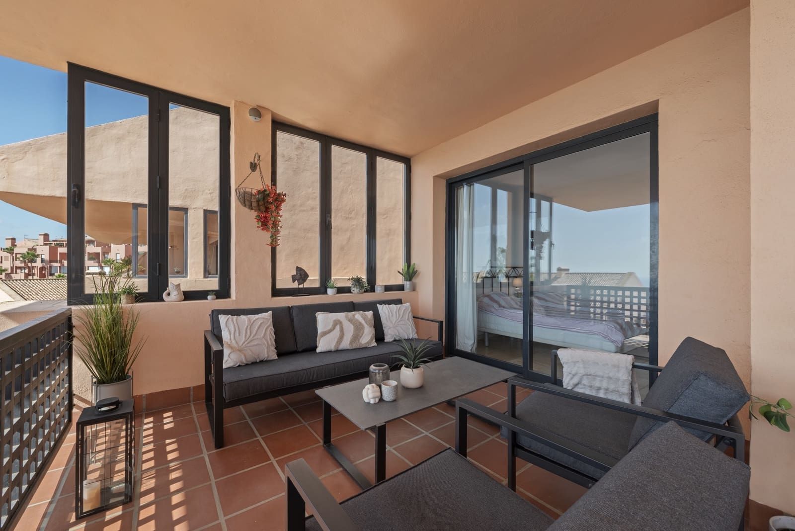 3 slaapkamer Penthouse te koop in Calahonda met zwembad garage - € 575.000 (Ref: 9357964)