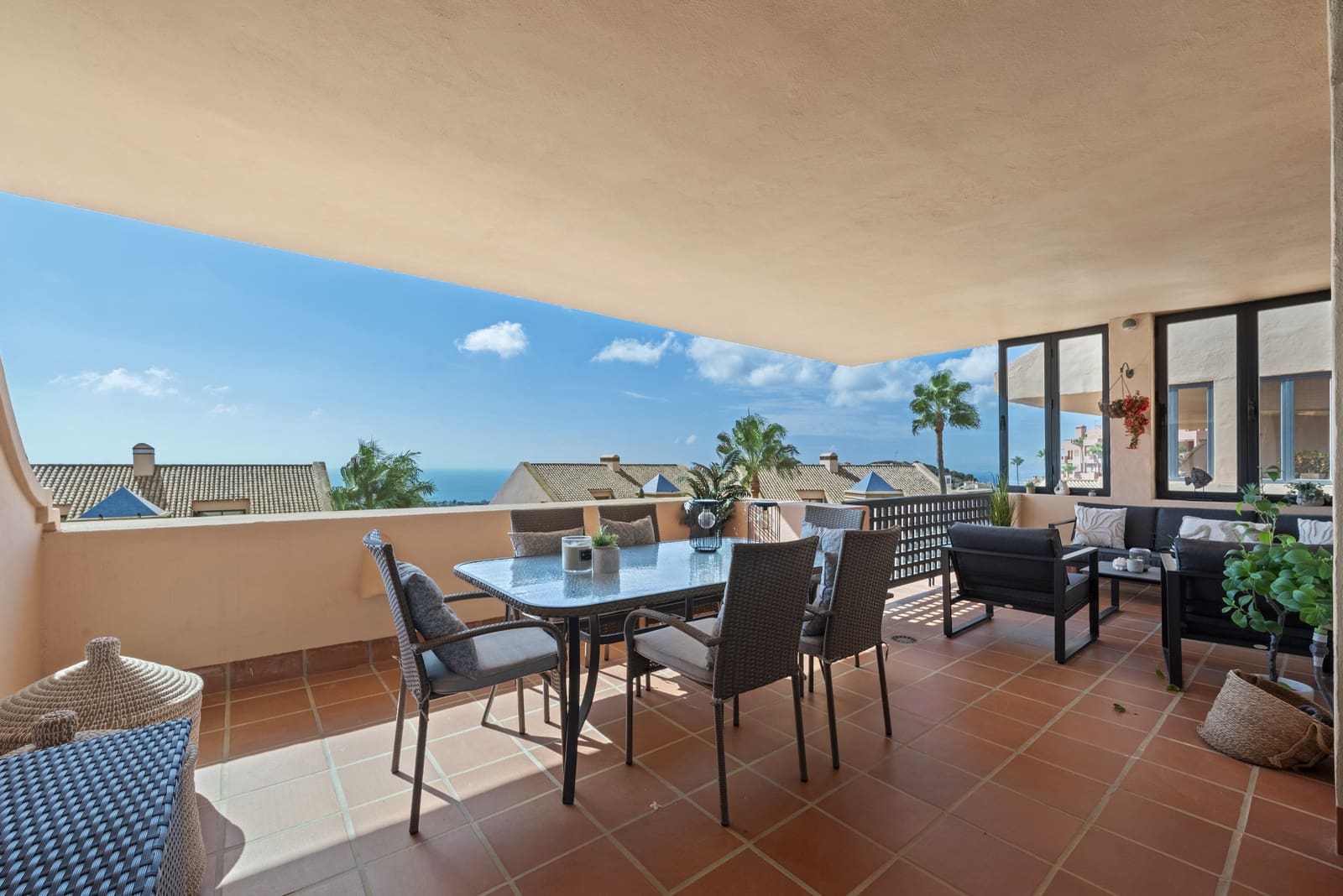 3 slaapkamer Penthouse te koop in Calahonda met zwembad garage - € 575.000 (Ref: 9357964)