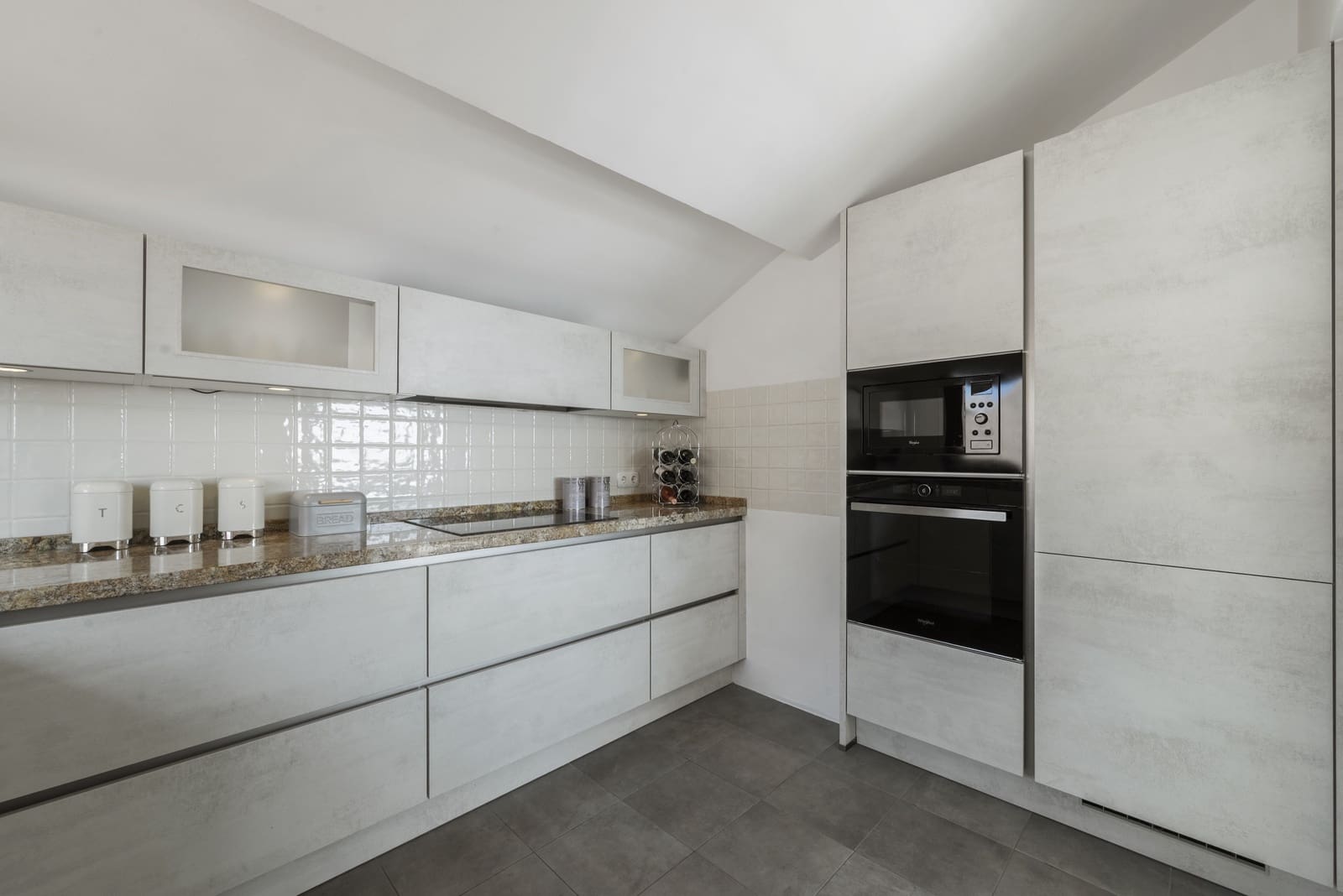 3 slaapkamer Penthouse te koop in Calahonda met zwembad garage - € 575.000 (Ref: 9357964)