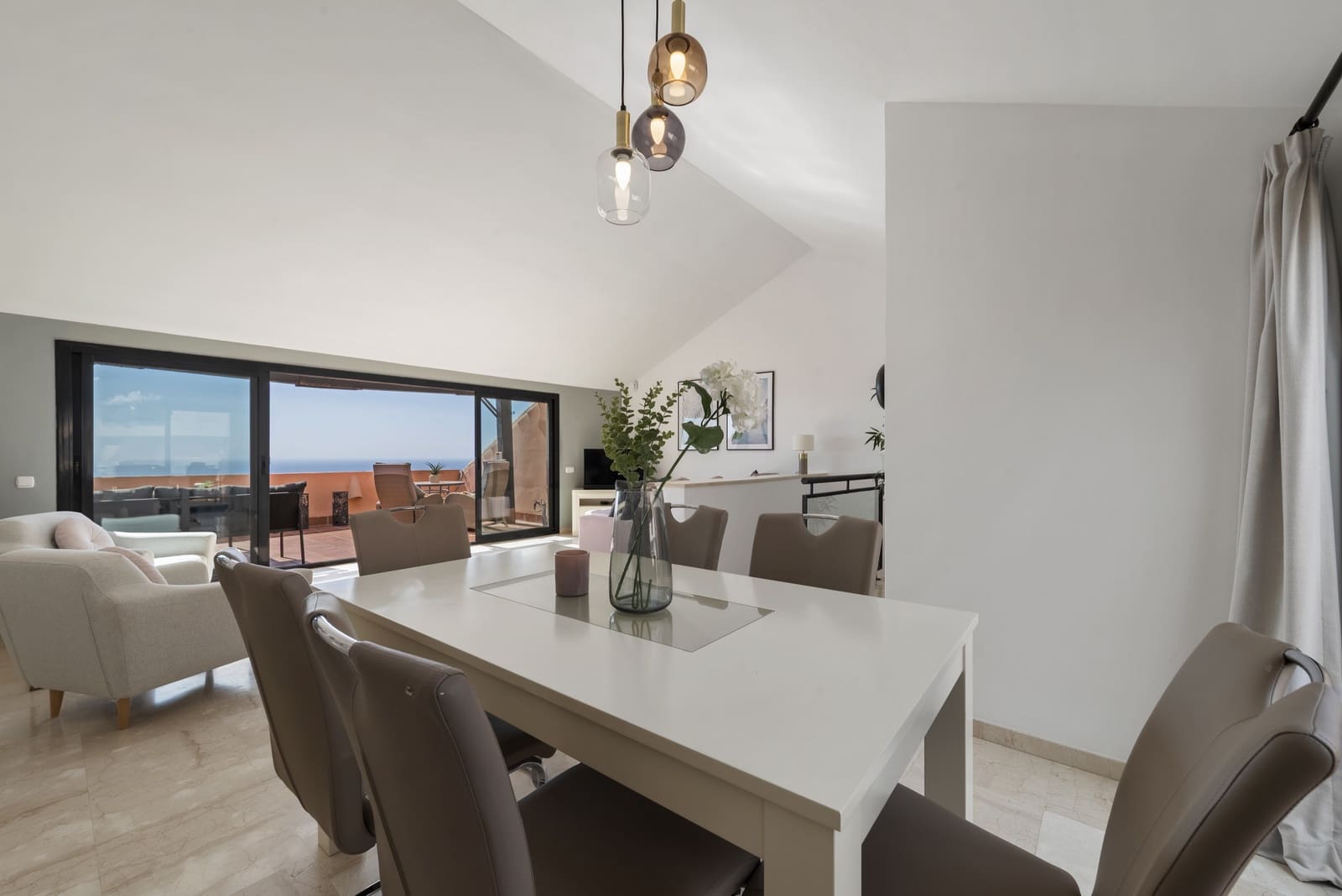3 slaapkamer Penthouse te koop in Calahonda met zwembad garage - € 575.000 (Ref: 9357964)
