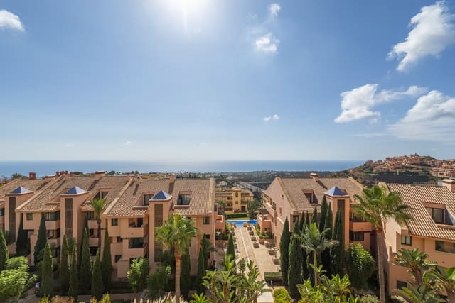 3 soverom Penthouse til salgs i Calahonda, Mijas med svømmebasseng garasje - € 575 000 (Ref: 9357964)