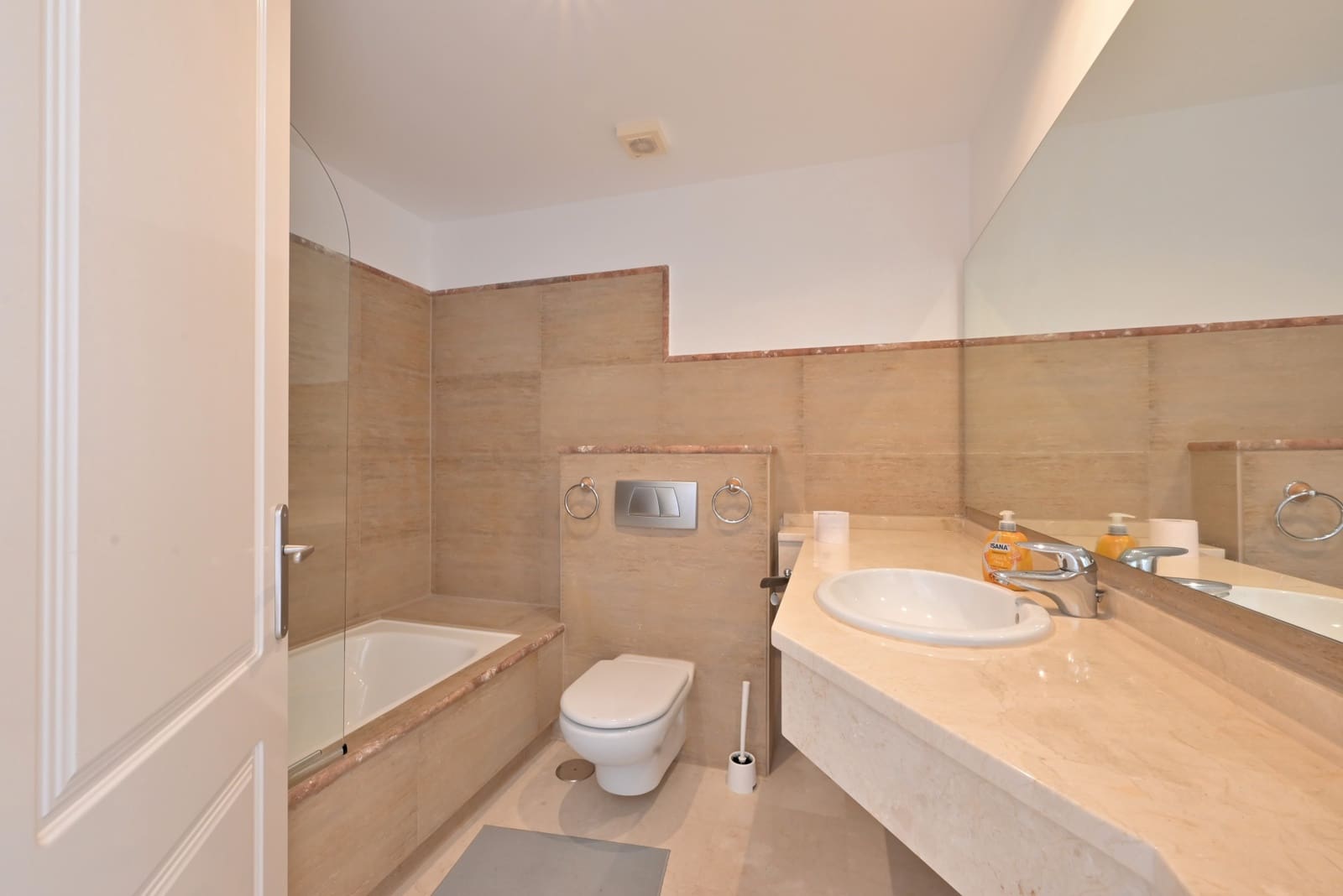 3 soveværelse Penthouse til salg i Calahonda med swimmingpool garage - € 495.000 (Ref: 9357965)