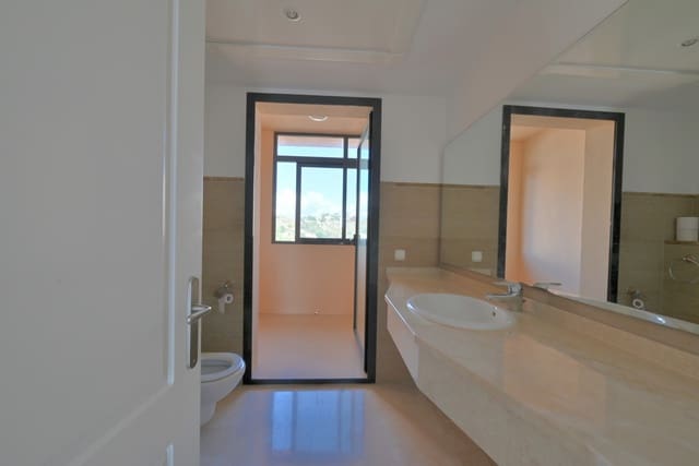 3 slaapkamer Penthouse te koop in Calahonda, Mijas met zwembad garage - € 459.000 (Ref: 9357965)