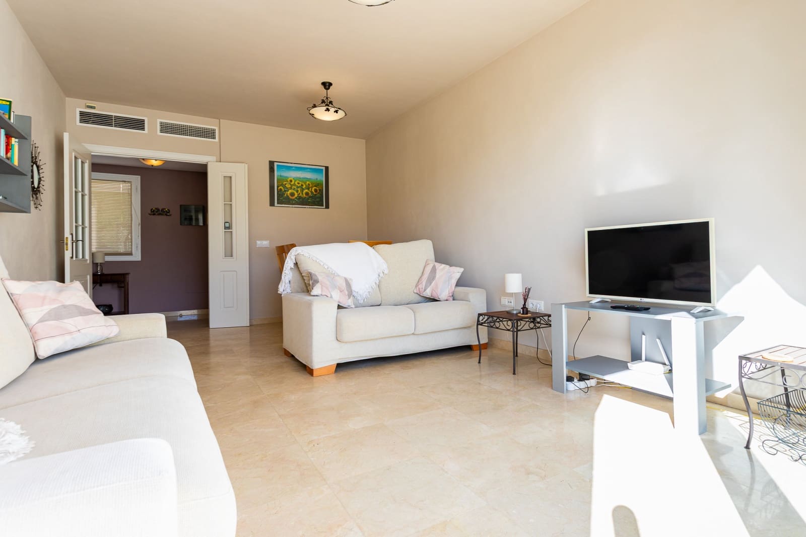 2 bedroom Penthouse for sale in Calahonda with pool garage - € 340,000 (Ref: 9357966)