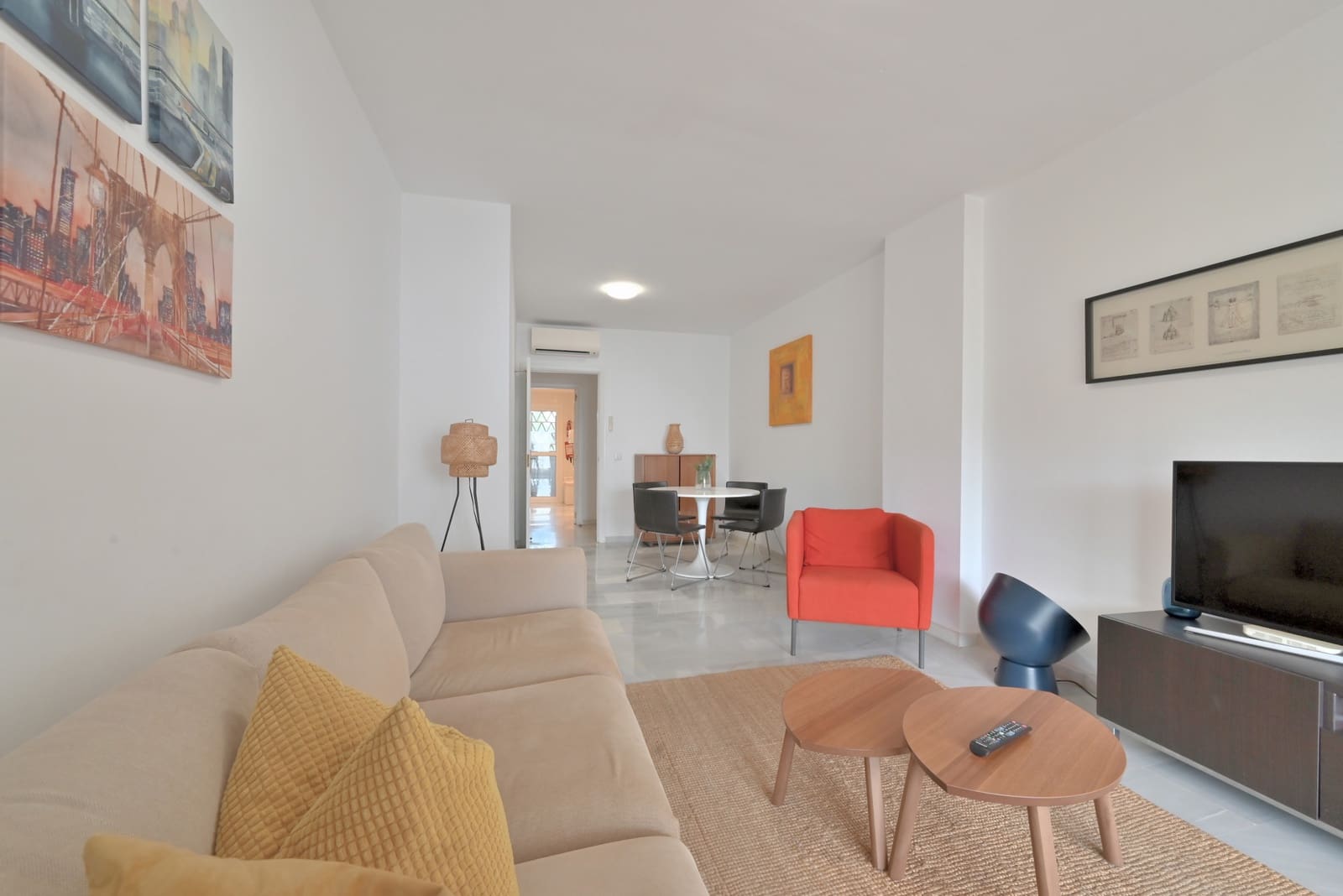 2 bedroom Apartment for sale in Calahonda with garage - € 595,000 (Ref: 9374697)