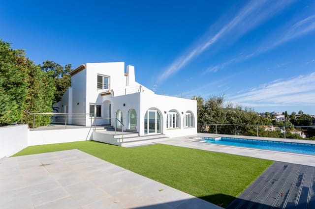 3 chambre Villa/Maison à vendre à Calahonda, Mijas avec piscine garage - 1 100 000 € (Ref: 9376497)