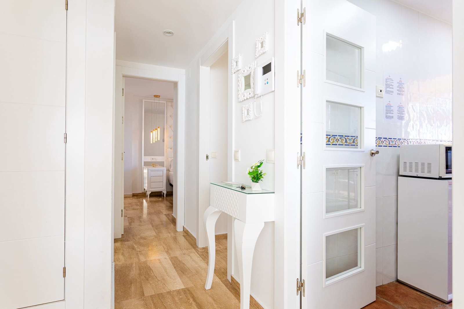 Apartamento de 2 habitaciones en Marbella en venta con piscina garaje - 650.000 € (Ref: 9390055)