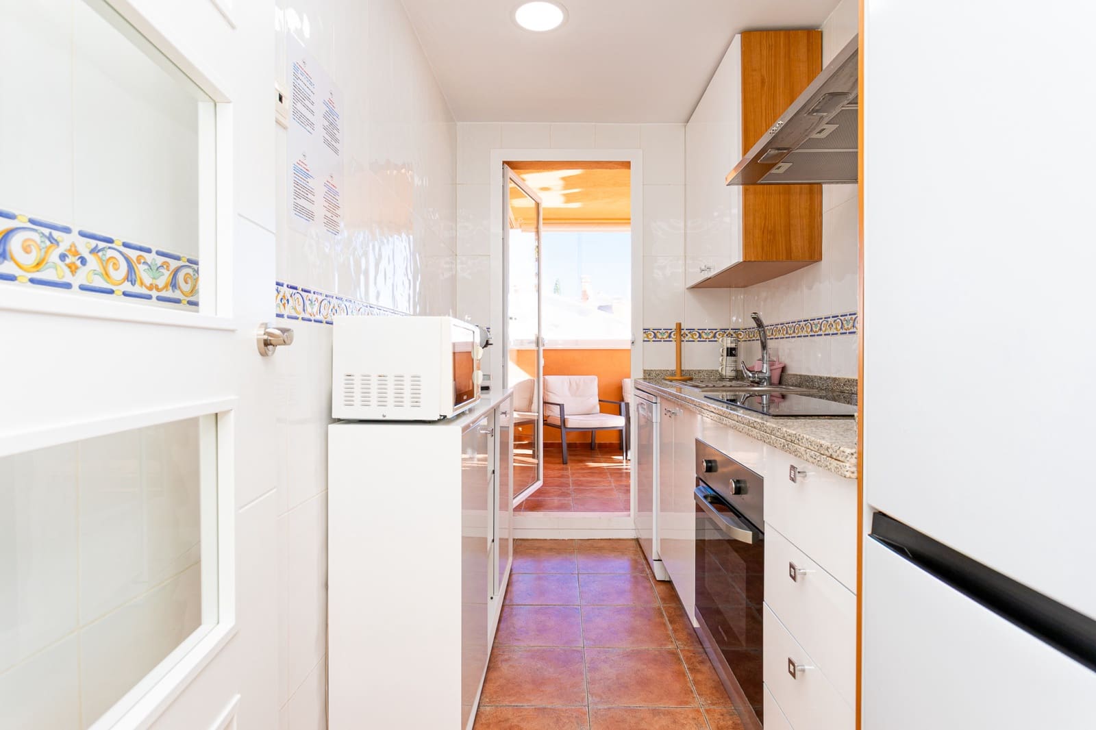 2 soveværelse Lejlighed til salg i Marbella med swimmingpool garage - € 650.000 (Ref: 9390055)