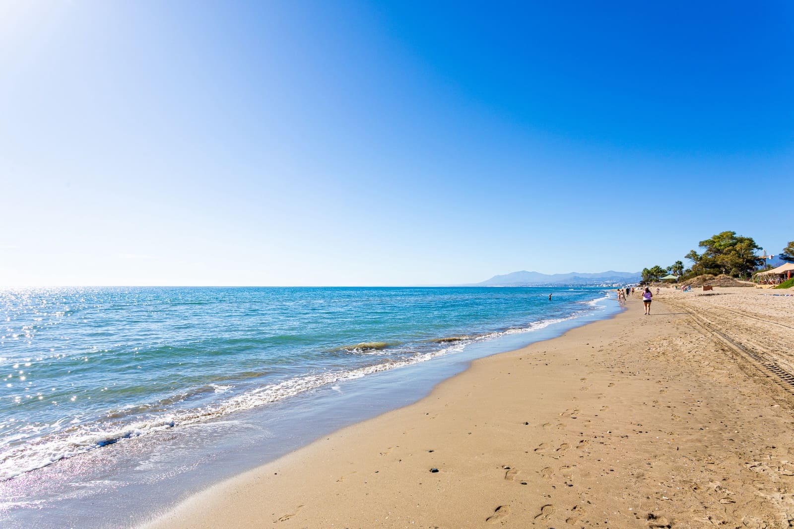 2 soveværelse Lejlighed til salg i Marbella med swimmingpool garage - € 650.000 (Ref: 9390055)