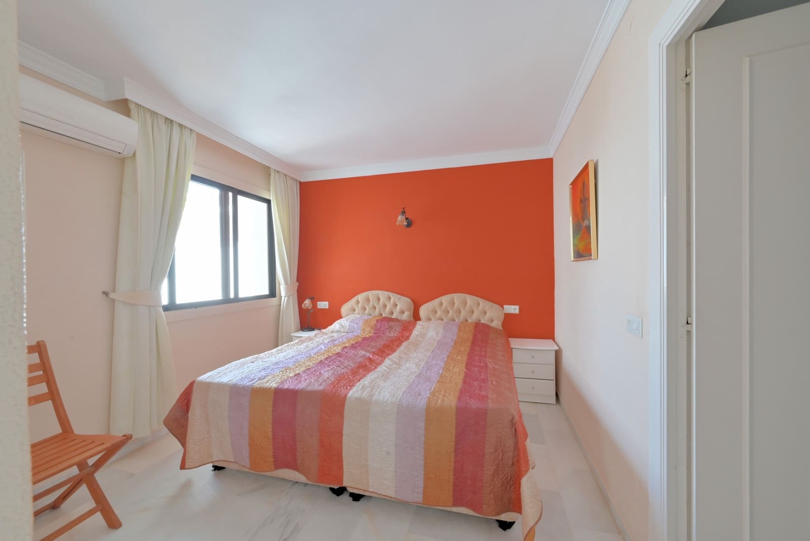 2 bedroom Penthouse for sale in Calahonda with pool garage - € 340,000 (Ref: 9406085)