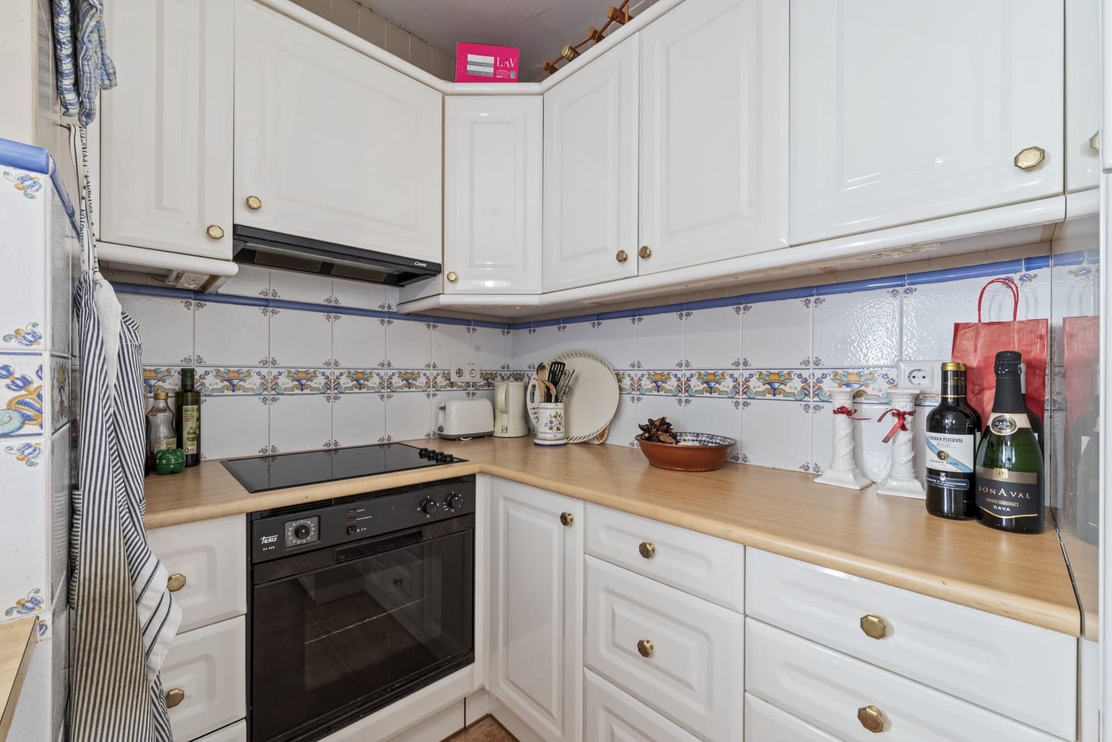 2 sovrum Takvåning till salu i Calahonda med pool - 370 000 € (Ref: 9406086)