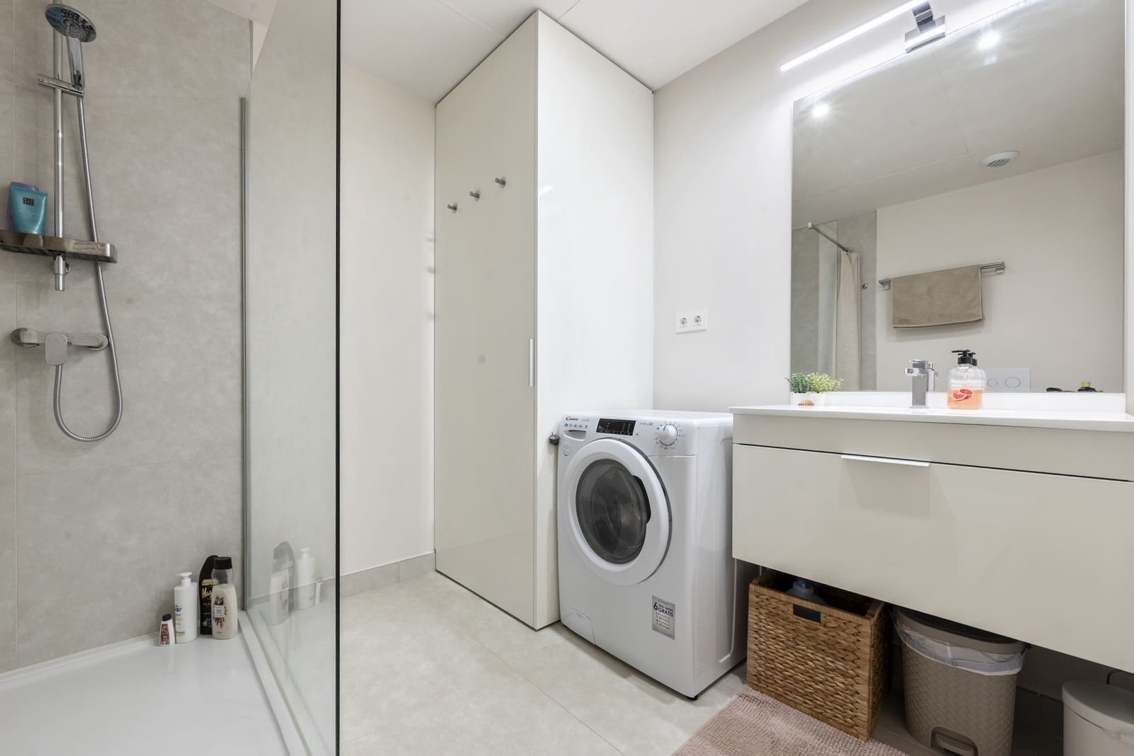 2 sypialnia Apartament na sprzedaż w La Cala de Mijas z basenem garażem - 595 000 € (Ref: 9413453)