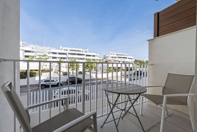 2 bedroom Apartment for sale in La Cala de Mijas, Mijas with pool garage - € 595,000 (Ref: 9413453)