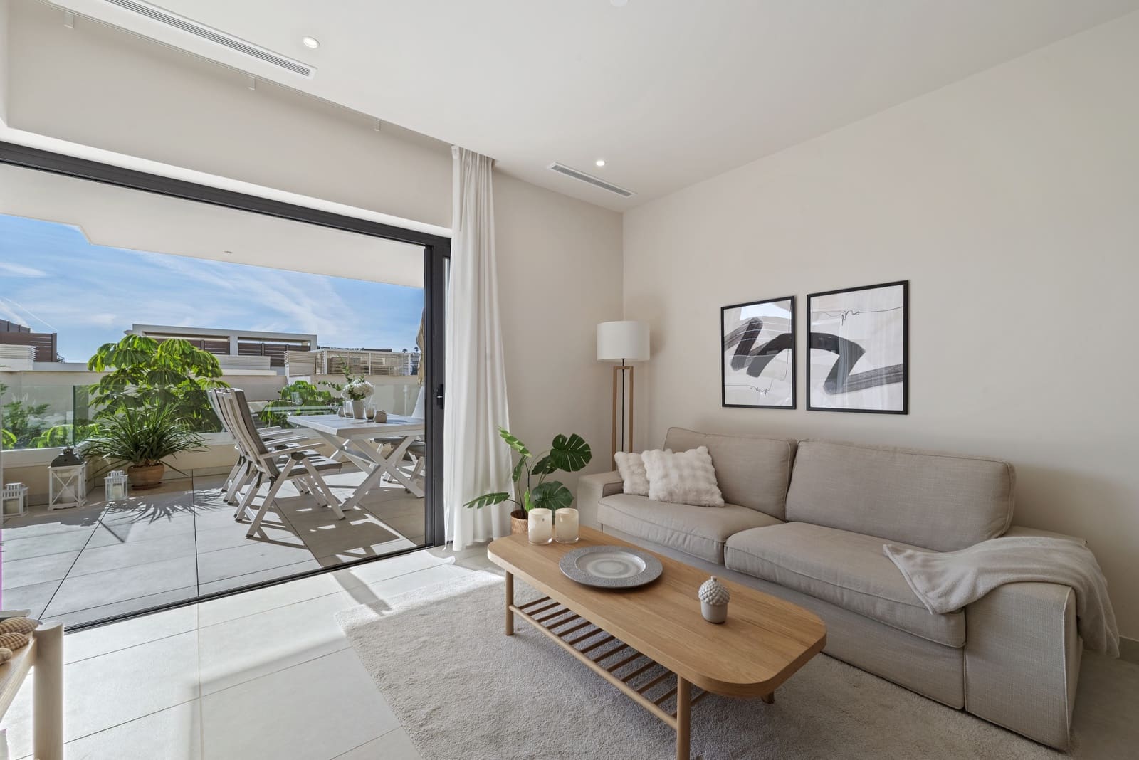 2 sypialnia Apartament na sprzedaż w La Cala de Mijas z basenem garażem - 595 000 € (Ref: 9413453)