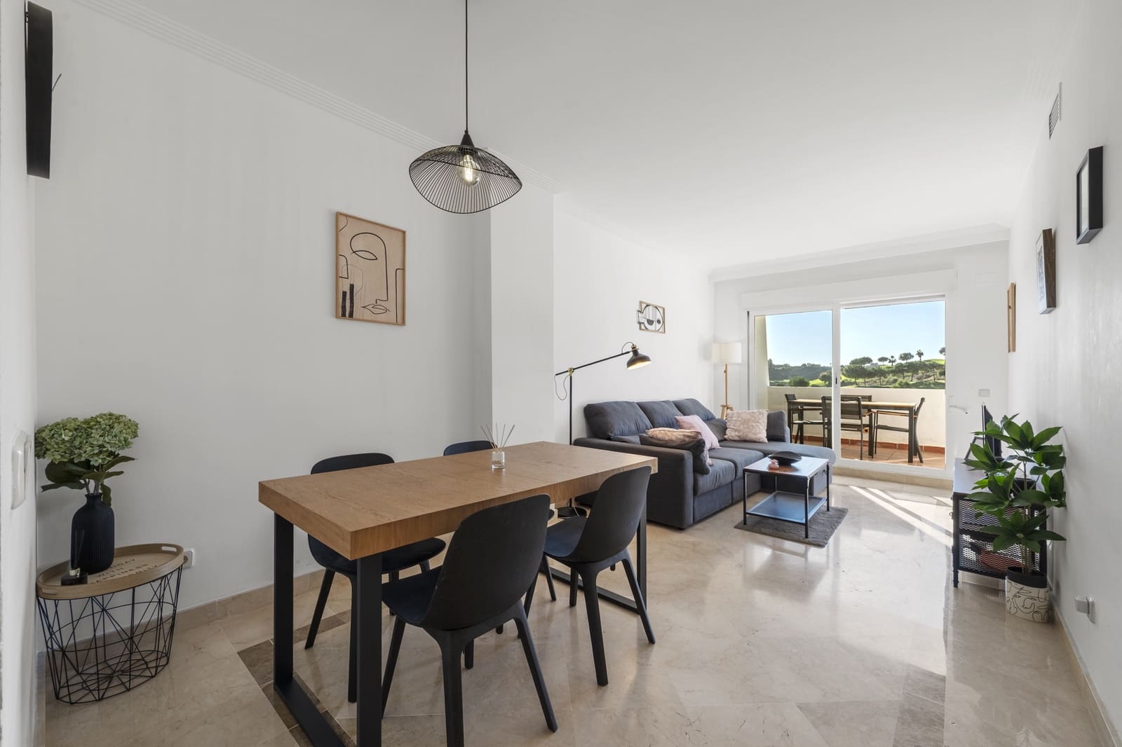 2 soveværelse Lejlighed til salg i La Cala de Mijas med swimmingpool garage - € 265.000 (Ref: 9422177)