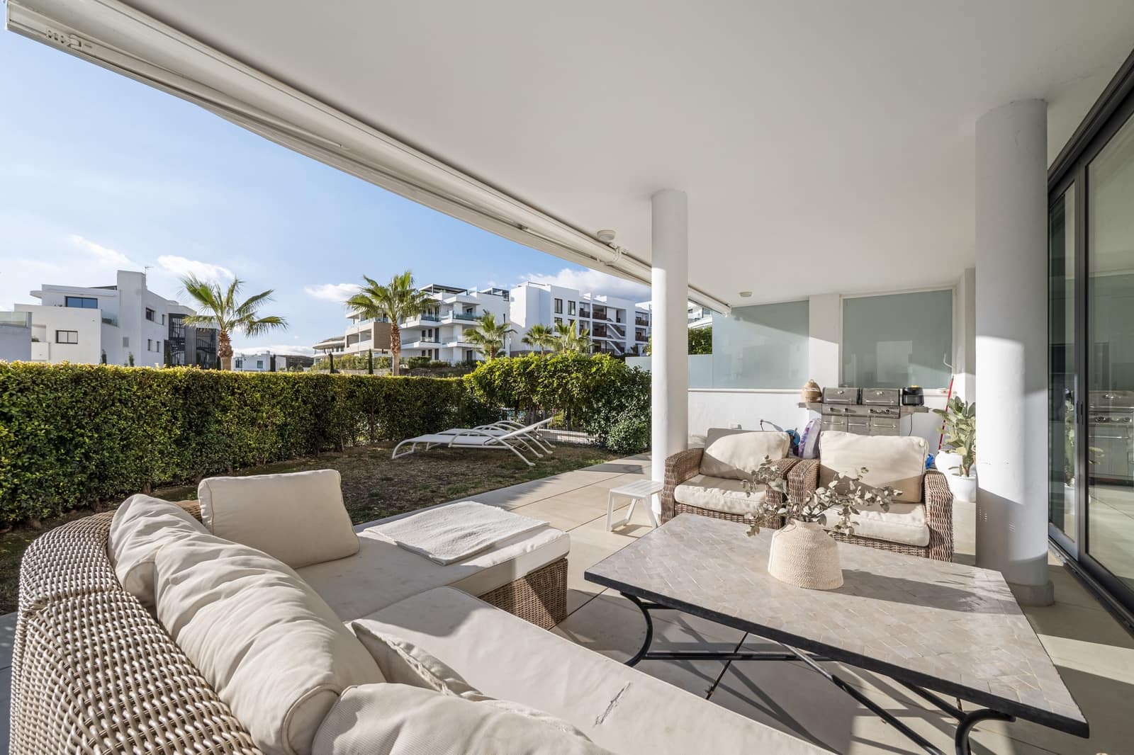 2 sovrum Lägenhet till salu i Fuengirola med pool garage - 599 000 € (Ref: 9430718)