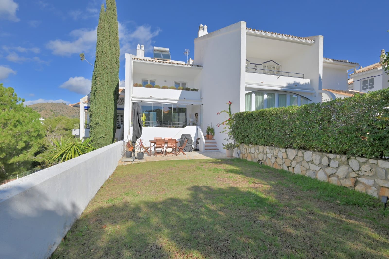 4 chambre Maison de Ville à vendre à Calahonda avec piscine garage - 655 000 € (Ref: 9430719)